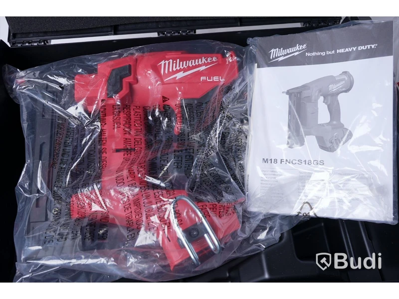 Klammerpistol - Milwaukee M18 FNCS18GS Nypris ca 5500kr. Ny, Obruten förpackning.