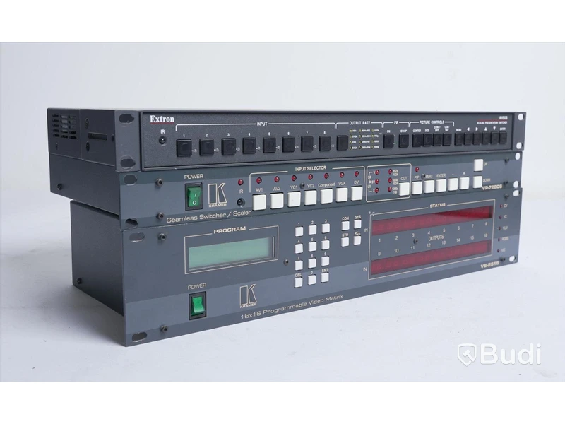 Videoutrustning - Extron samt Kramer, se beskrivning nedan. OBS! kablar saknas