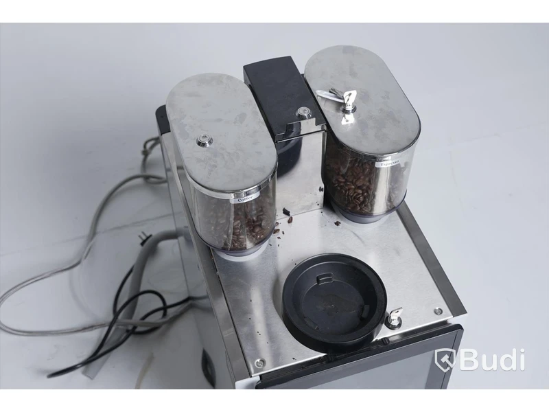 Kaffemaskin WMF 5000S + Dynamic milk, 2kv, autoclean samt Mjölkylare FG101 3,5 L, Nypris: 156.000 kr