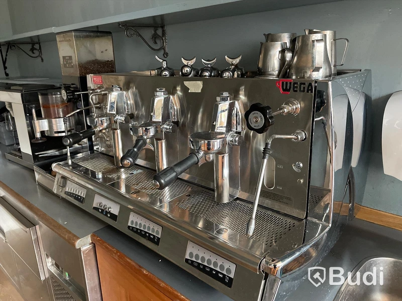 Wega Espressomaskin med 3 st stationer, 96x56x48 cm