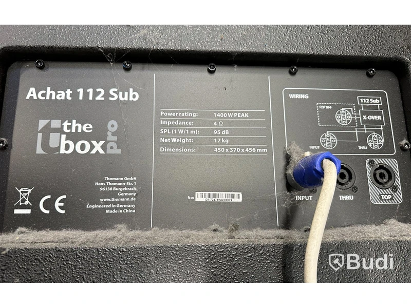 Ljud- och ljusanläggning inkl. stationär dator och iPad för ljudhantering, samt 3 st baslådor