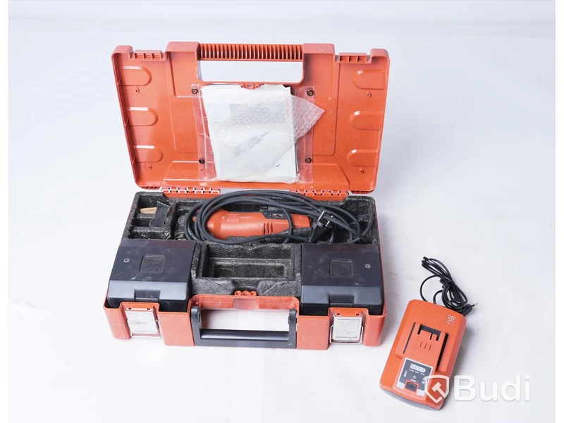 Multiverktyg samt laddare - Fein FMM350QSL MultiMaster samt Fein ALG 80.