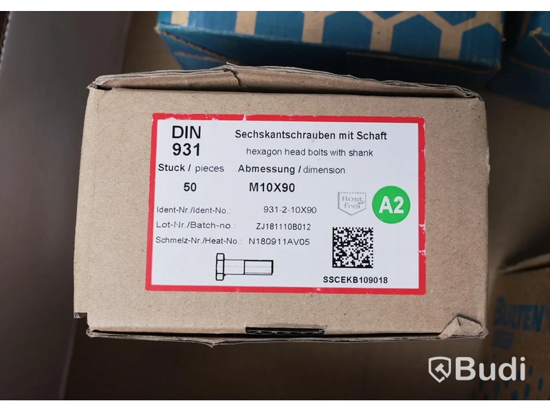 Låda med div bult och mutter. Ny. OBS! delar kan saknas