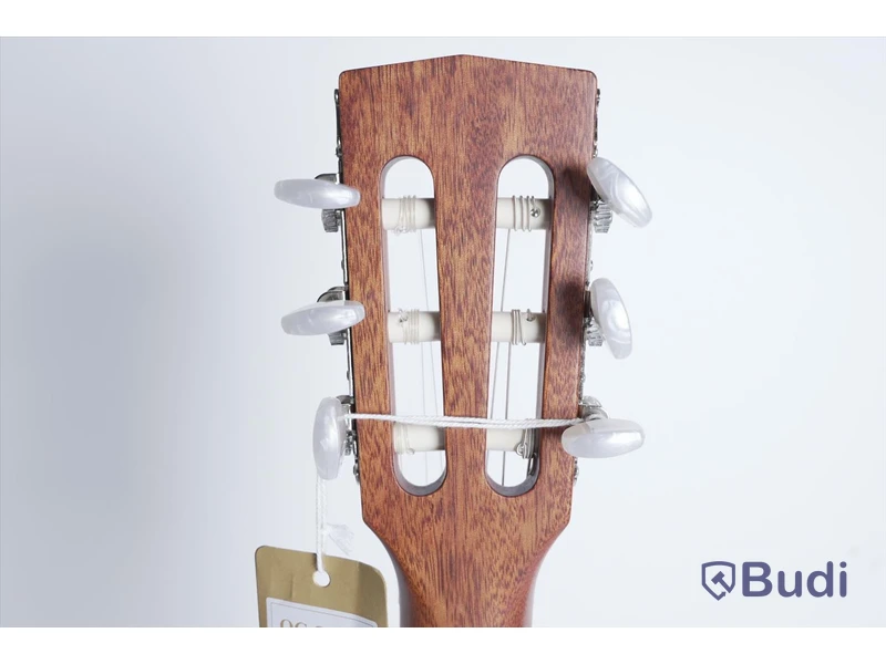 Nylonsträngad gitarr - Cort Jade E Nylon DBB. Nypris ca 2.600 kr