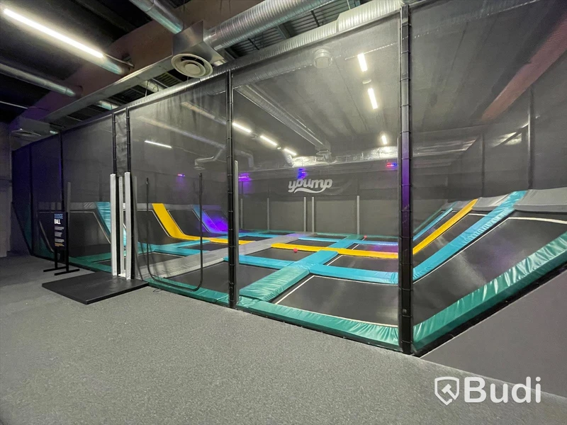 Dodge ball 16x12 m 192 kvm