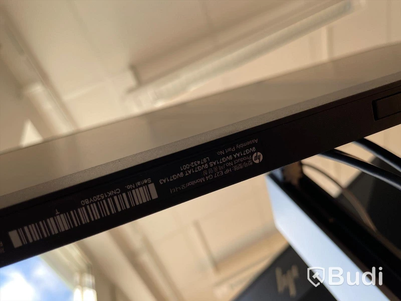 Datorskärm HP inkl mus och tangentbord