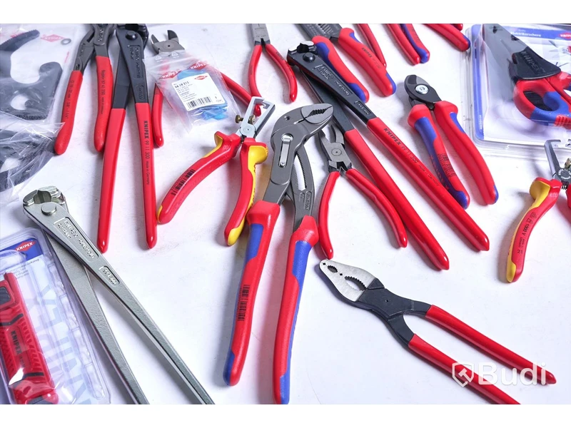 Parti med tänger och verktyg - KNIPEX