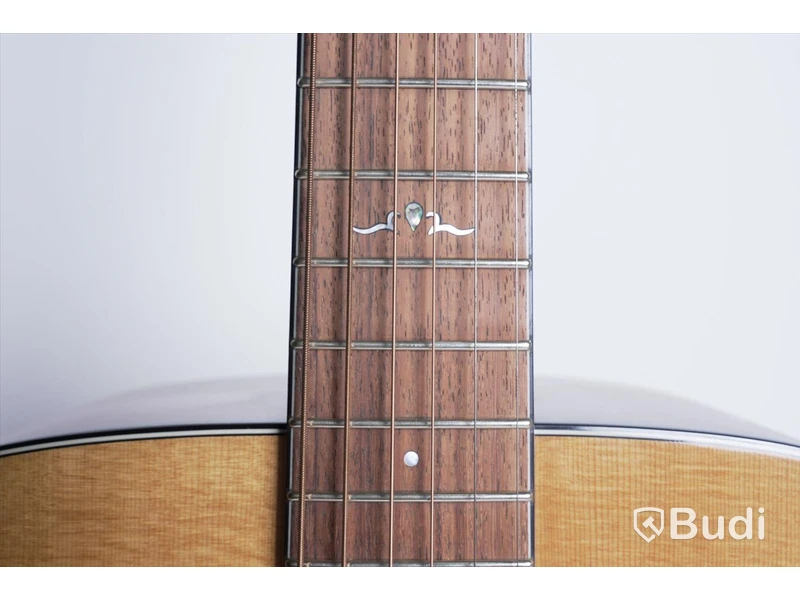 Akustisk gitarr - Cort Gold D6 Natural. Nypris ca 8000 kr. Ny.