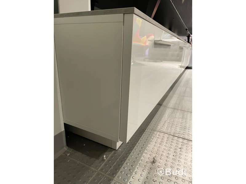 Sideboard 2delar 277x43x44 cm
