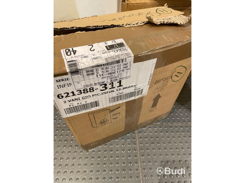 2-pack väggskåp 1cube, 28 Betong Nypris: 2190 kr