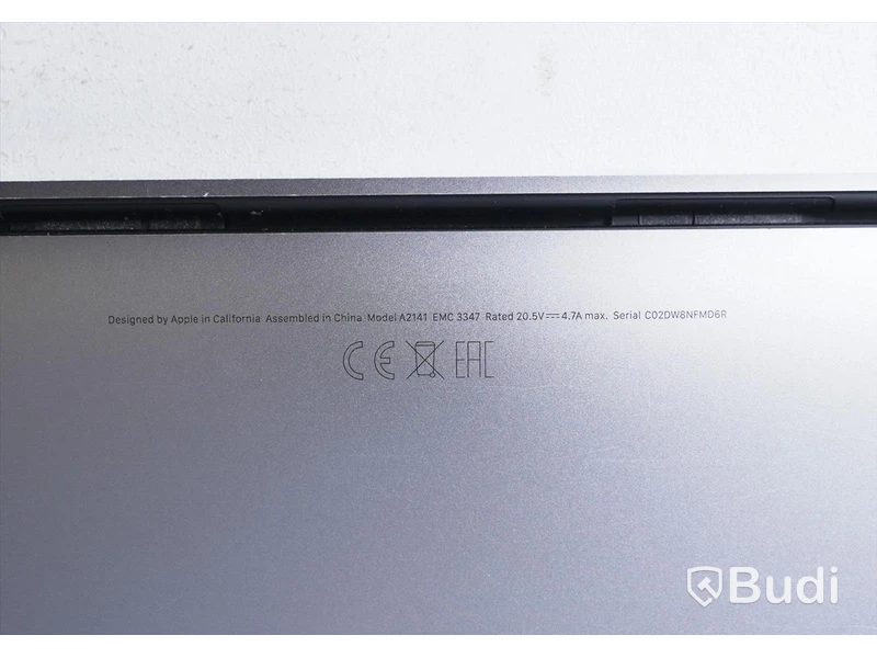Macbook Pro - 16 tum 2019, model A2141, laddare medföljer