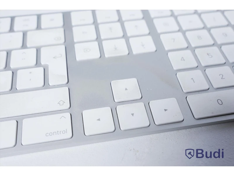 Tangentbord samt mus - Apple A1843 Magic Keyboard samt A1657 Magic Mouse