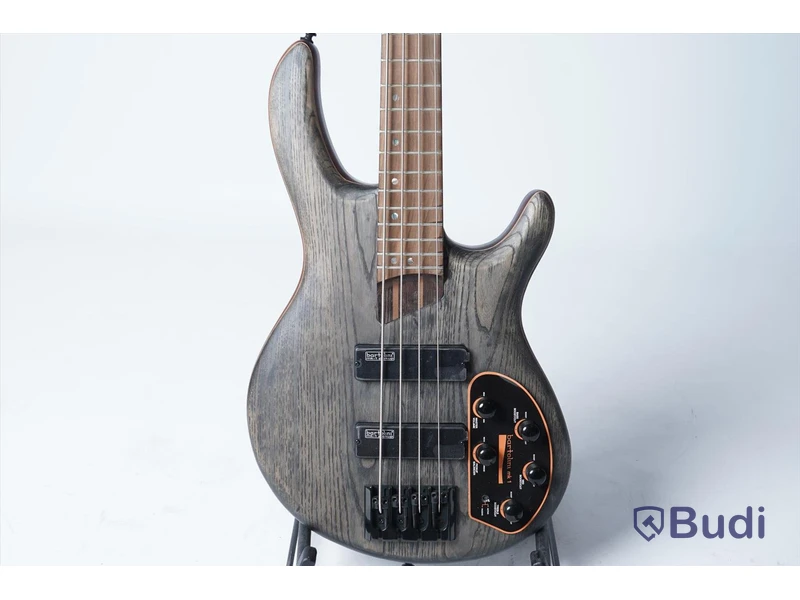 Bas - Cort B4 Element Open Pore Trans Black. Nypris ca 6500kr