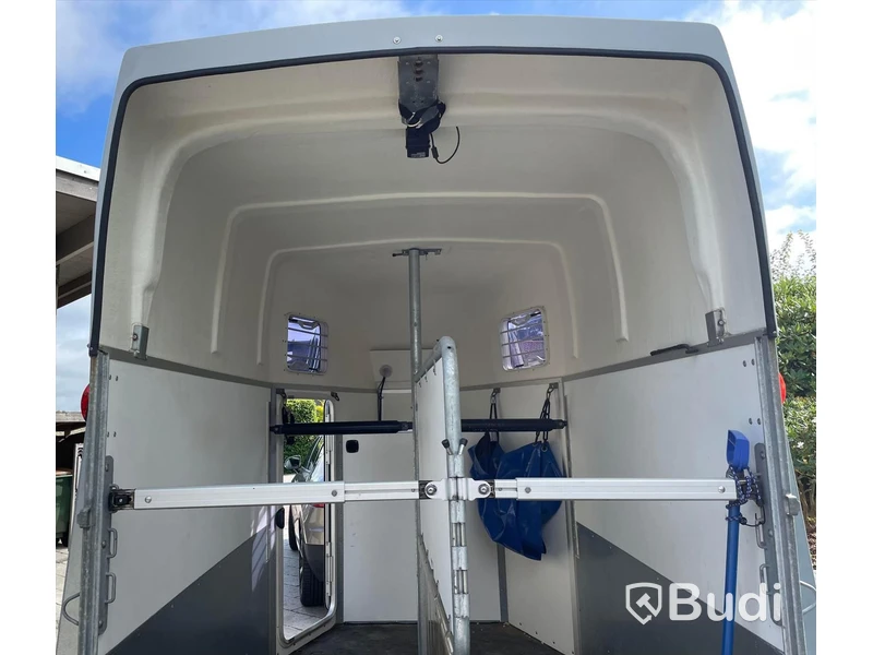 Thule Royal Xt 150 Trailergruppen - 2012 1500kg nybesiktigad hästtransport släp