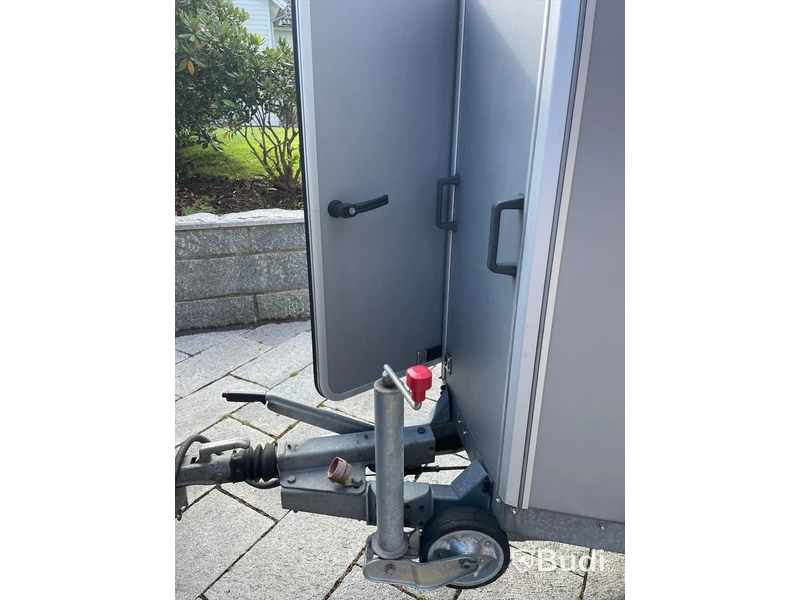 Thule Royal Xt 150 Trailergruppen - 2012 1500kg nybesiktigad hästtransport släp