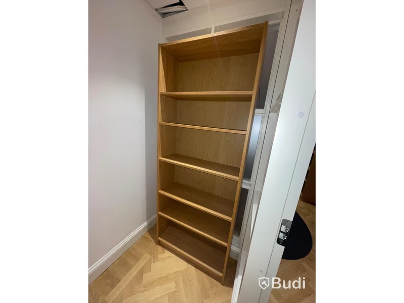 10st Bokhyllor 80x28x202 cm