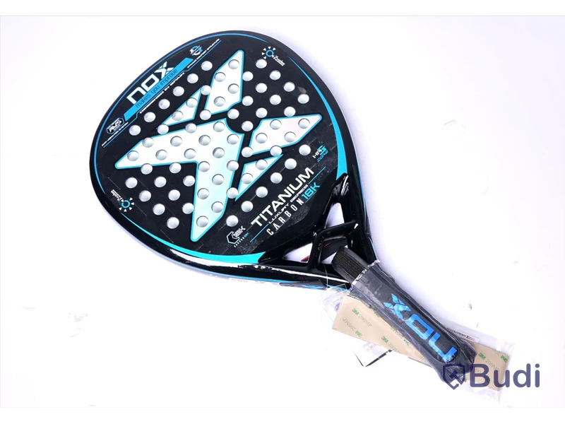 Padelrack - Nox Padel Racket Luxury Titanium 18K