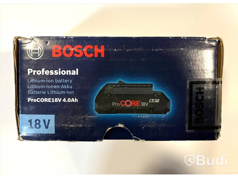 Batteriladdare Bosch GAX 18V-30 samt 2 st. batterier Bosch Precore18v 4.0Ah. Totalt ord. pris ca: 3866 kr