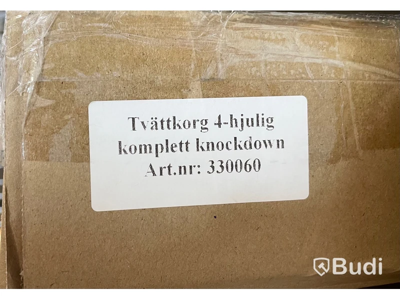 2 st. tvättvagn med 4-hjul Compact Energi. Totalt ord. pris inkl. moms: ca 2000 kr