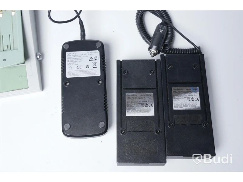 Parti med laddare och batterier - Leica