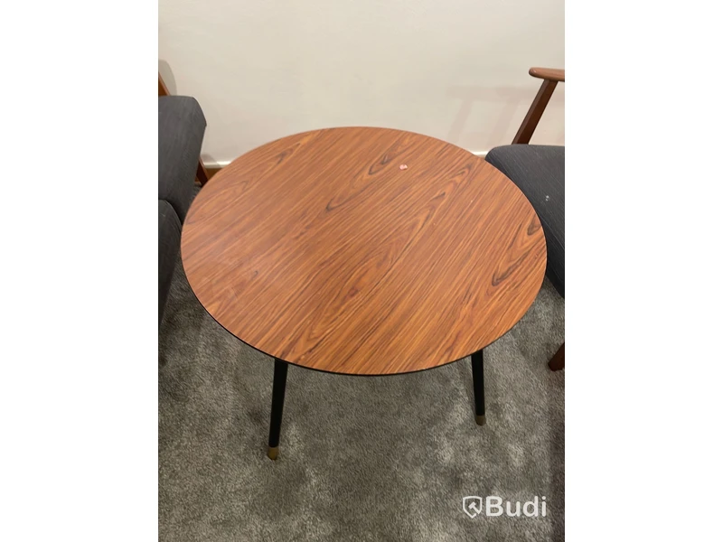 Soffgrupp IKEA - soffa, 2 st fåtöljer, matta och bord