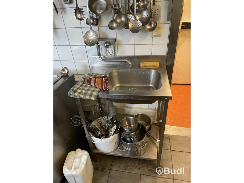 Rostfribänk med ho Obs! Blandare ingår ej