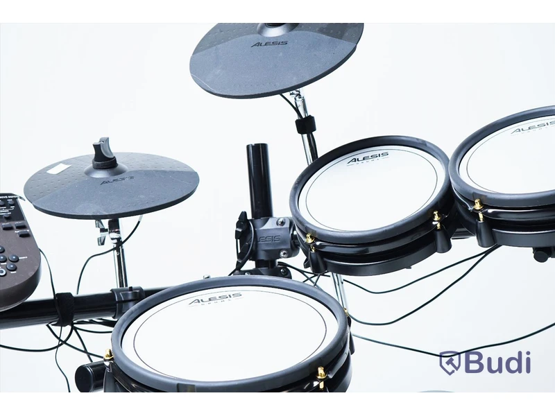 Digitalt trumset - Alesis Surge Drum Module. Osäker funktion, startar ej!