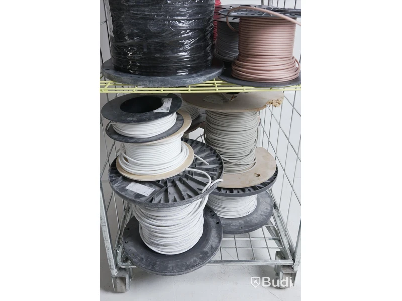 Diverse kabel
