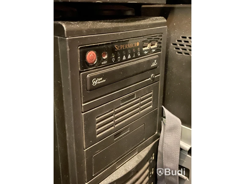 2st Servrar  SUPERMICRO