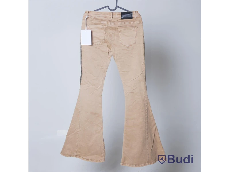 1 par NYA utsvänga jeans, dam - One Teaspoon, stl 29, ljusbrun, ord. pris ink. moms ca: 1299 kr