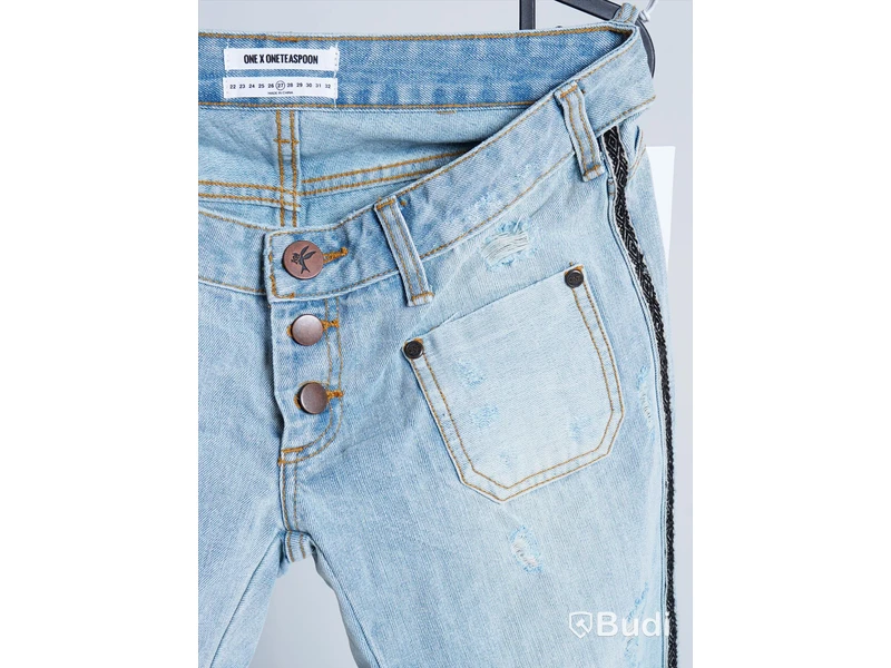 1 par NYA jeans, dam - One Teaspoon, stl 27, ljusblå denim, ord. pris ink. moms ca: 1299 kr