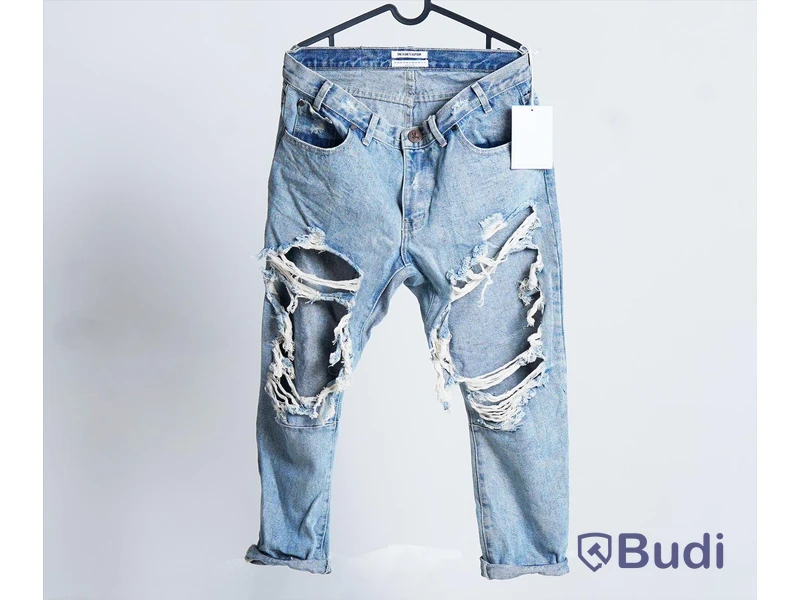 1 par NYA jeans, dam - One Teaspoon, stl 28, denimblå, ord. pris ink. moms ca: 1399 kr