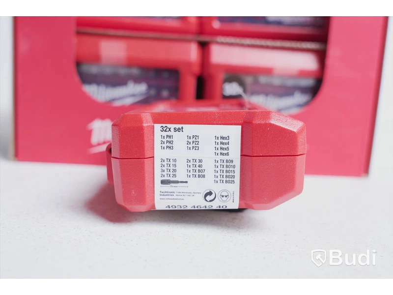 Bitsats 11st - Milwaukee
