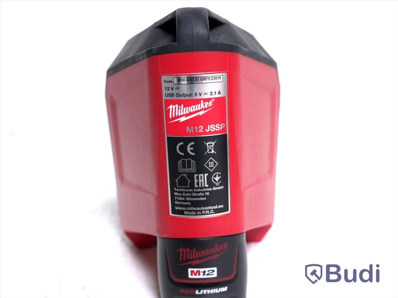 1 st högtalare ink batteri och laddare - Milwaukee, totalt ord pris ink moms ca: 2500 kr