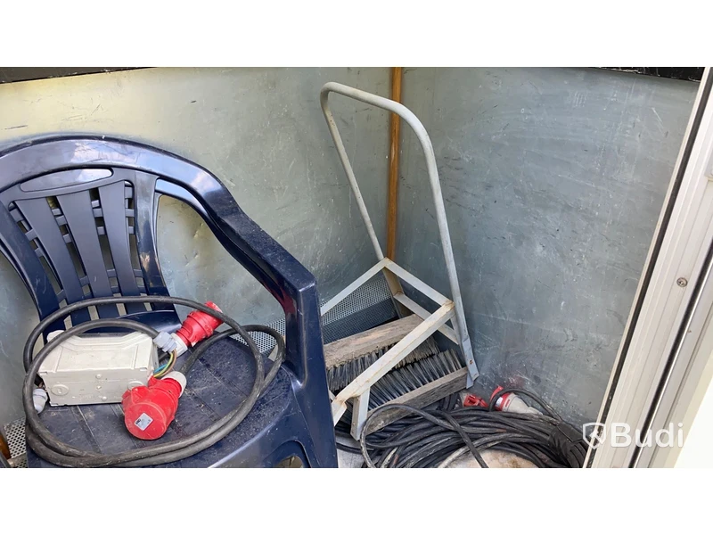 Manskapsbod på CMT lastväxlarram -08