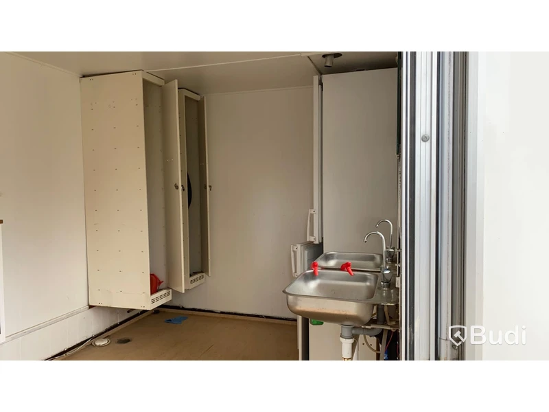 Manskapsbod på CMT lastväxlarram -08