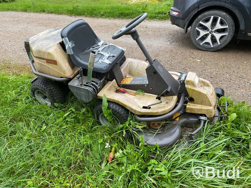 Åkgräsklippare Husqvarna Rider 155 (reparationsobjekt)