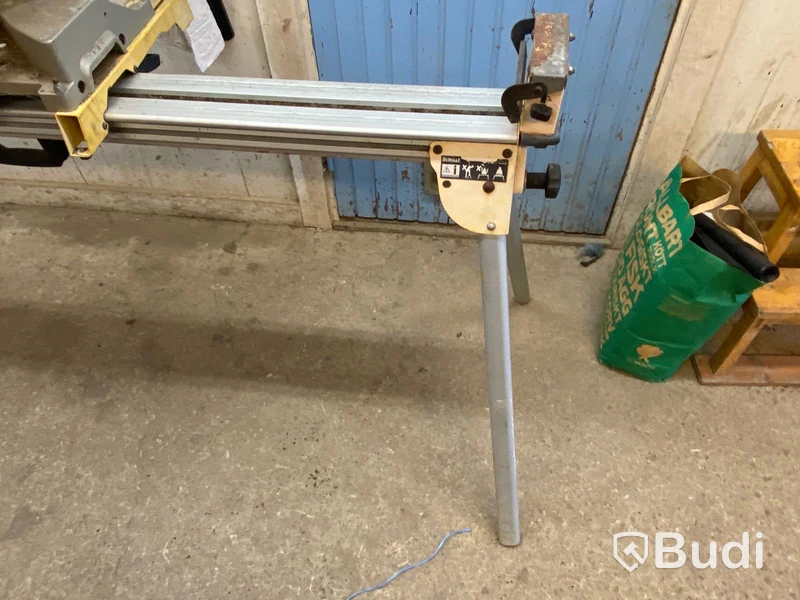 Kap- & gersåg Dewalt D27111 med kapbord