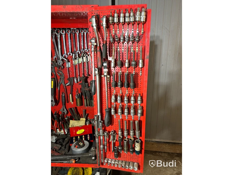 Verktygsskåp IDG Tools 70x45x160 cm. Obs! Bord på sidan är ej original