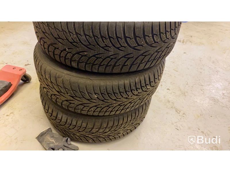 Friktionsdäck 205/60 R16