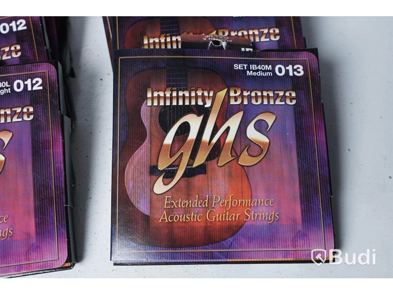 Gitarrsträngar - GHS Infinity Bronze IB40M, IB30L och IB20X. 19st totalt.