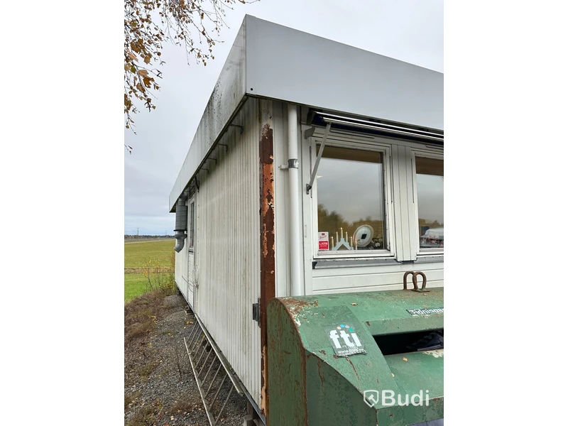Flyttbar modulbyggnad ca 12,1 x 9,2 m