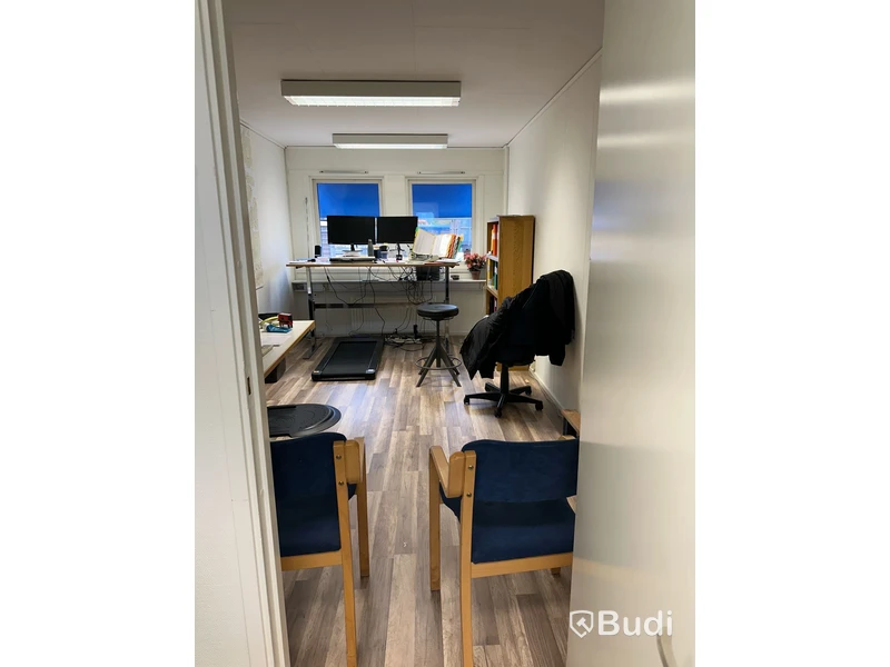 Flyttbar modulbyggnad ca 12,1 x 9,2 m