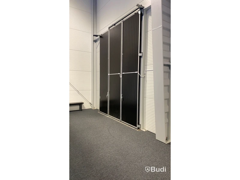 Nätavskiljare mellan banorna 3,5x20 m - 4 st