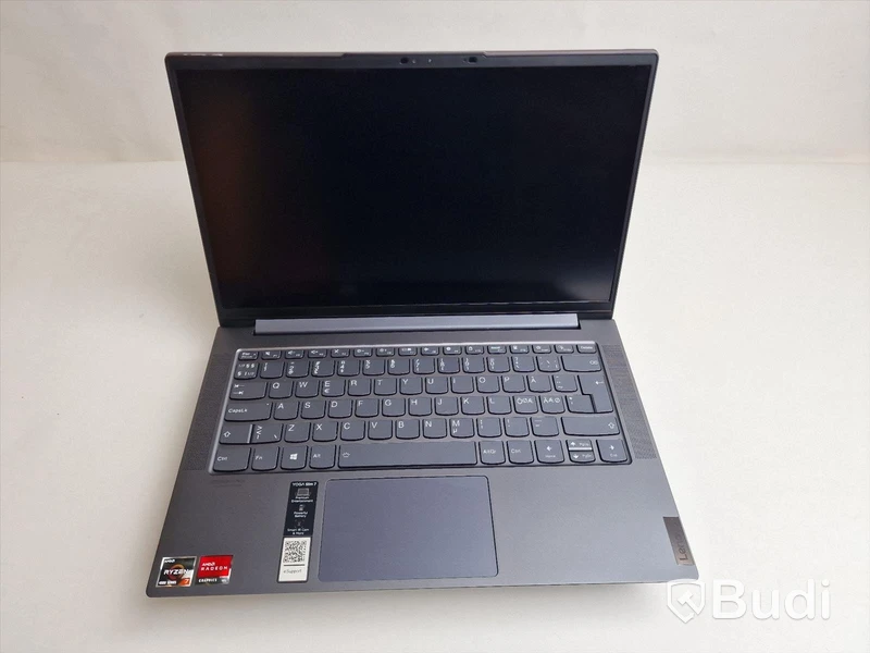 1 st Lenovo Yoga Slim 7, ord. pris ink. moms ca: 11000 kr
