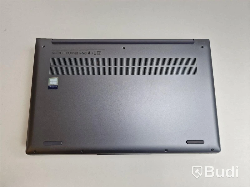 1 st Lenovo Yoga Slim 7, ord. pris ink. moms ca: 11000 kr