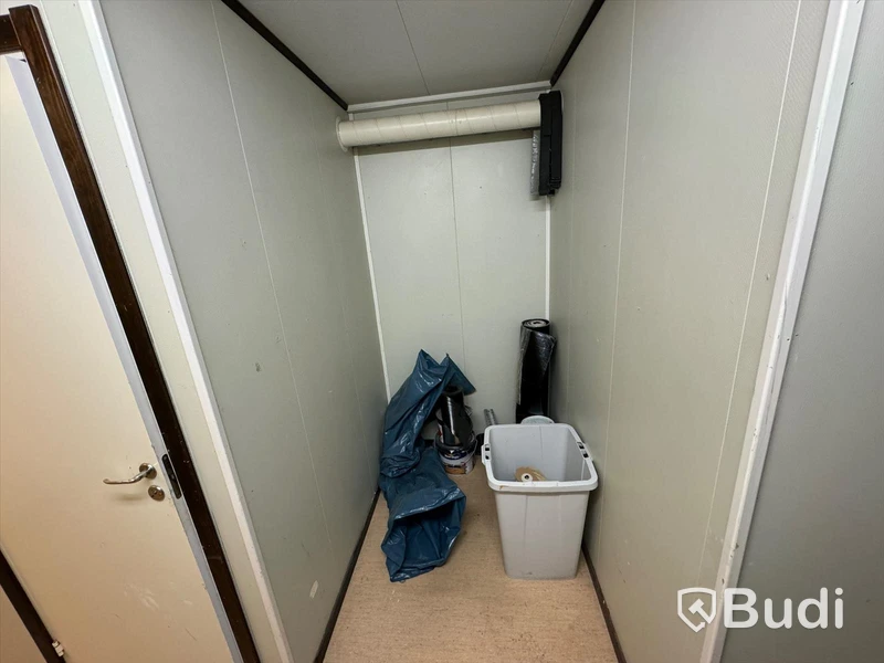 Dusch  WC  bod ca 30 kvadrat