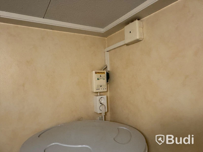 Dusch  WC  bod ca 30 kvadrat