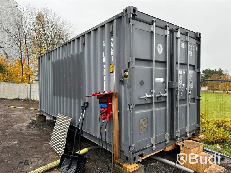 Container 20 fot isolerad med inredning