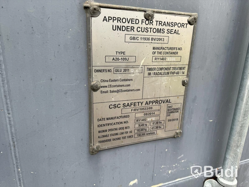 Container 20 fot isolerad med inredning